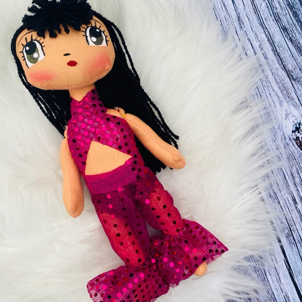 Selena Quintanilla artesanal handmade doll